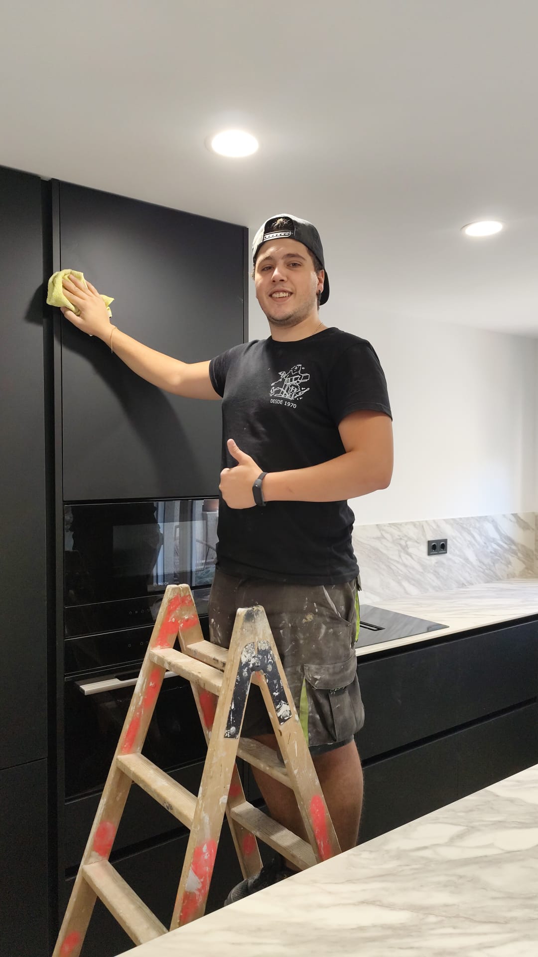 Miky, miembro de confianza del equipo de reformas YDM, con años de experiencia en reformas integrales.